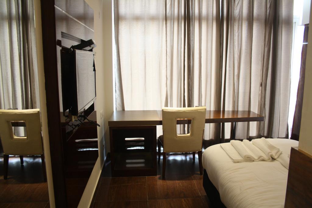 Hotel Cabana @ Pahar Ganj Nové Dillí Pokoj fotografie